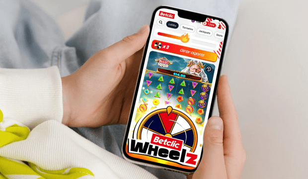 Mulher a usar a app Betclic no smartphone