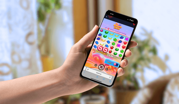 Mulher a jogar slot